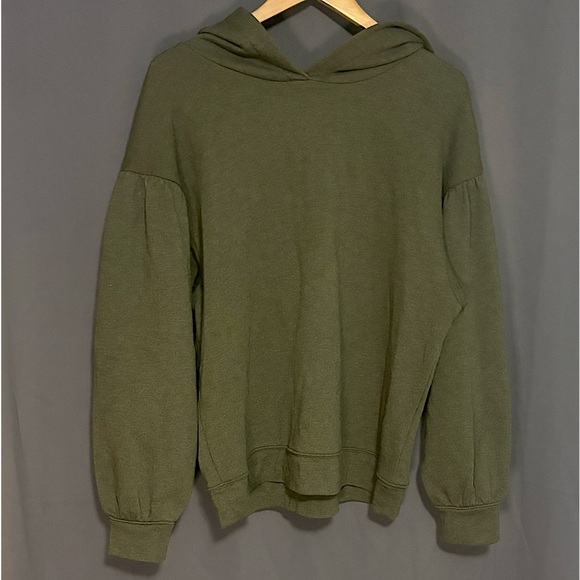 Madewell Pleat-Sleeve Shrunken Sweatshirt - Picture 2 of 4